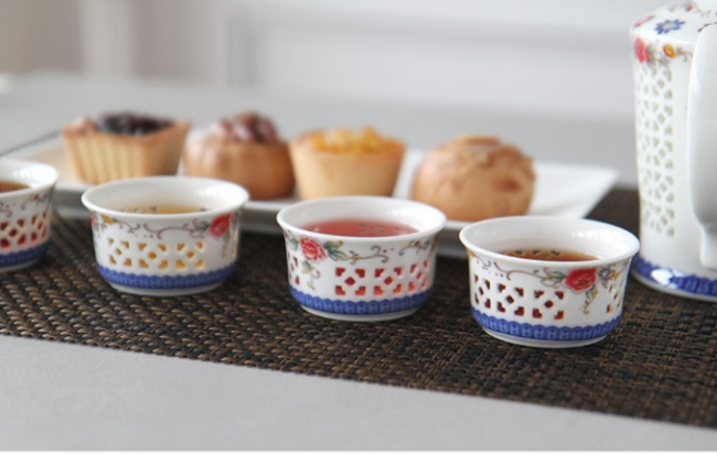 PARAGON  PEONY  OPENWORK DESIGN TEA SET